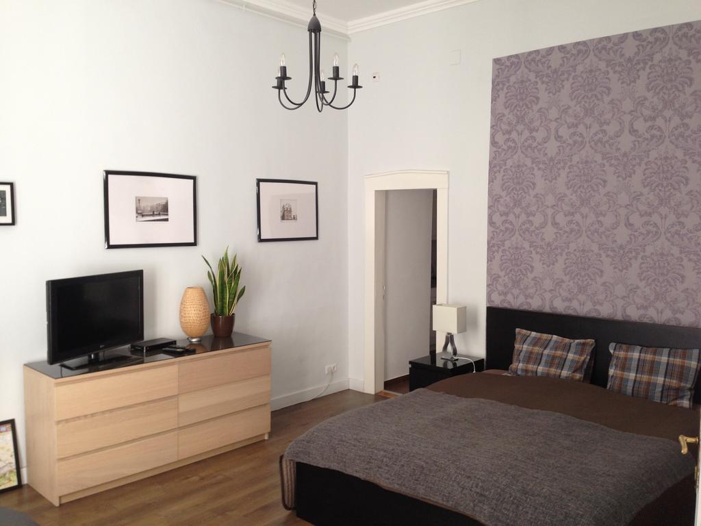 Private Apartment Centertown بودابست الغرفة الصورة