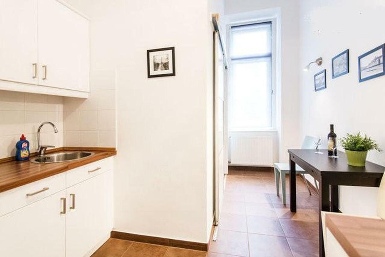 Private Apartment Centertown بودابست المظهر الخارجي الصورة